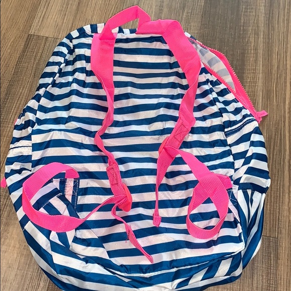 Backpack - Picture 2 of 5